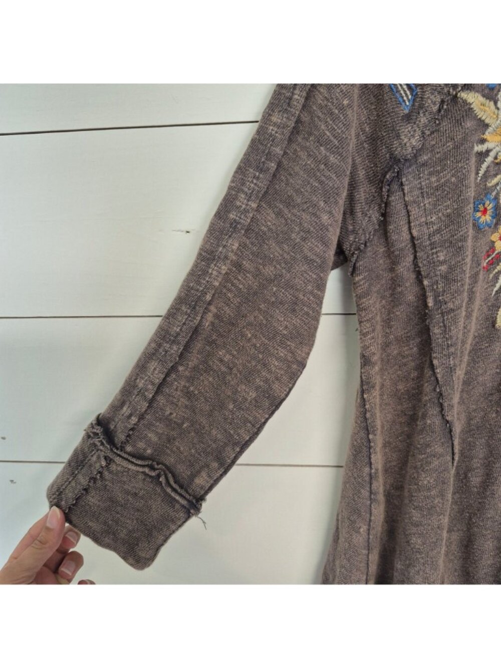 Caite Handmade Tunic Top With Colorful Embroidery Frayed Edges 3/4 Sleeve V-Neck - Picture 4 of 8